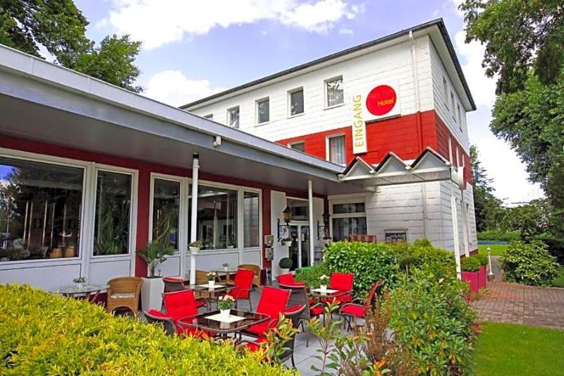 Arena Hotel image