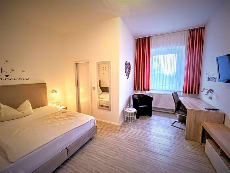 Arena Hotel image