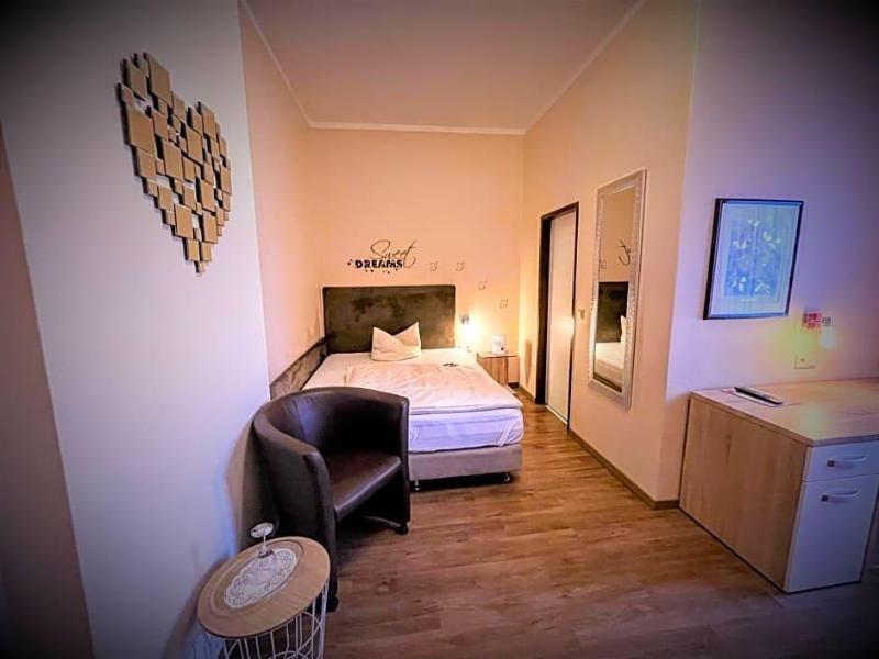 Arena Hotel image