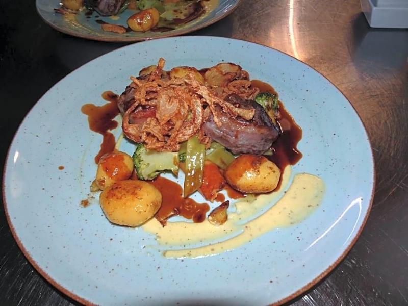 Hotel Weinstube Restaurant Filling image