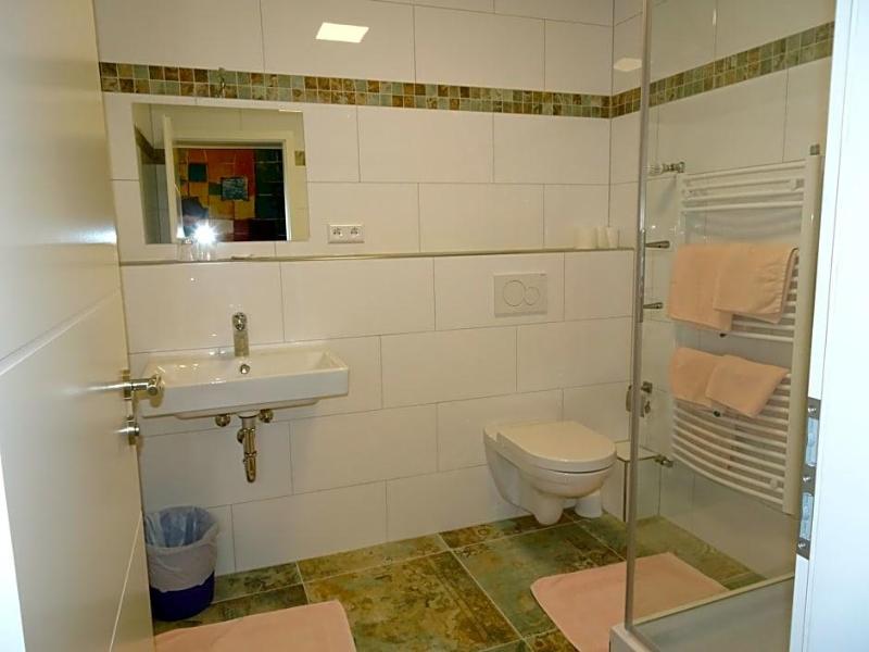 Hotel Weinstube Restaurant Filling image