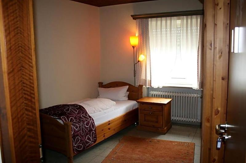 Hotel Weinstube Restaurant Filling image