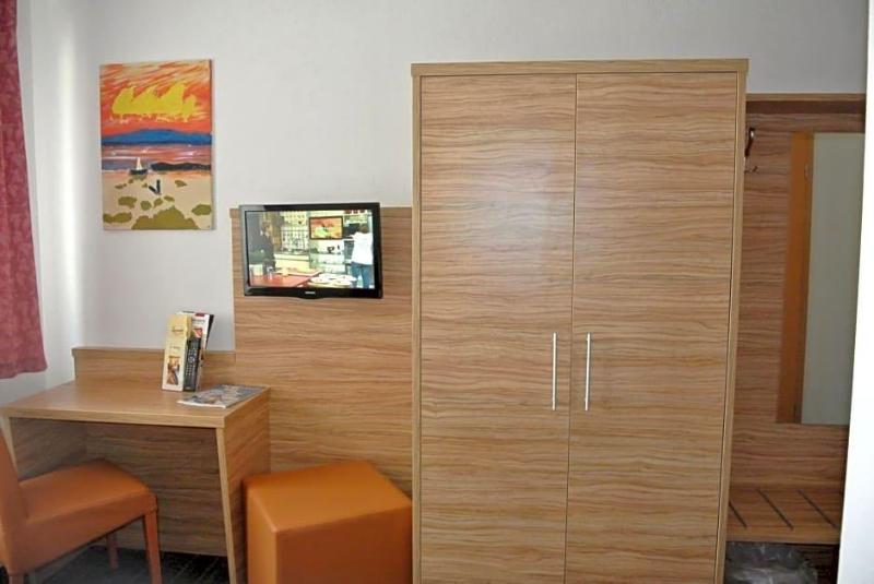 Hotel Art Ambiente image