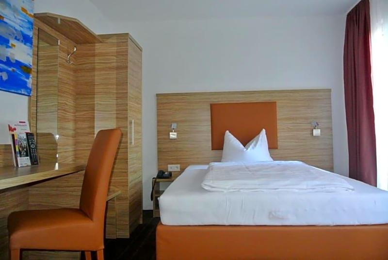 Hotel Art Ambiente image