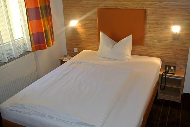 Hotel Art Ambiente image