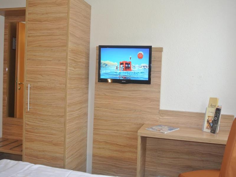 Hotel Art Ambiente image