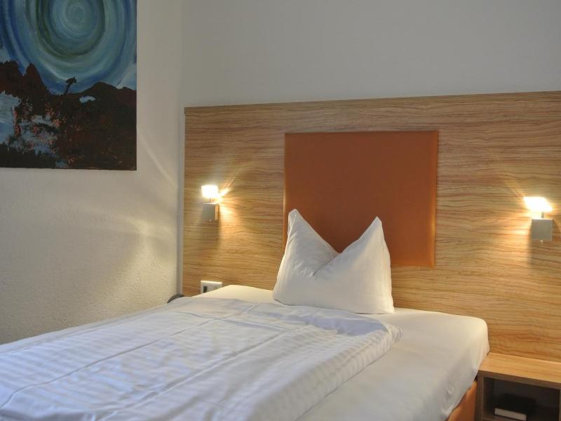 Hotel Art Ambiente image