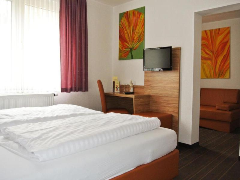 Hotel Art Ambiente image