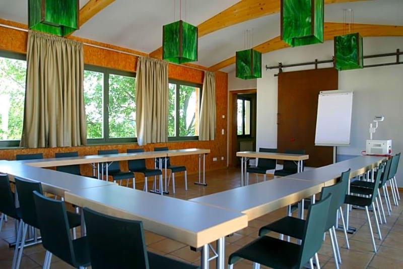 Seminar Und Gv Stehaus Flussbad Gartenstrasse image