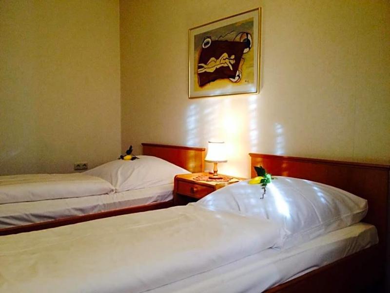 Hotel Ceteno image
