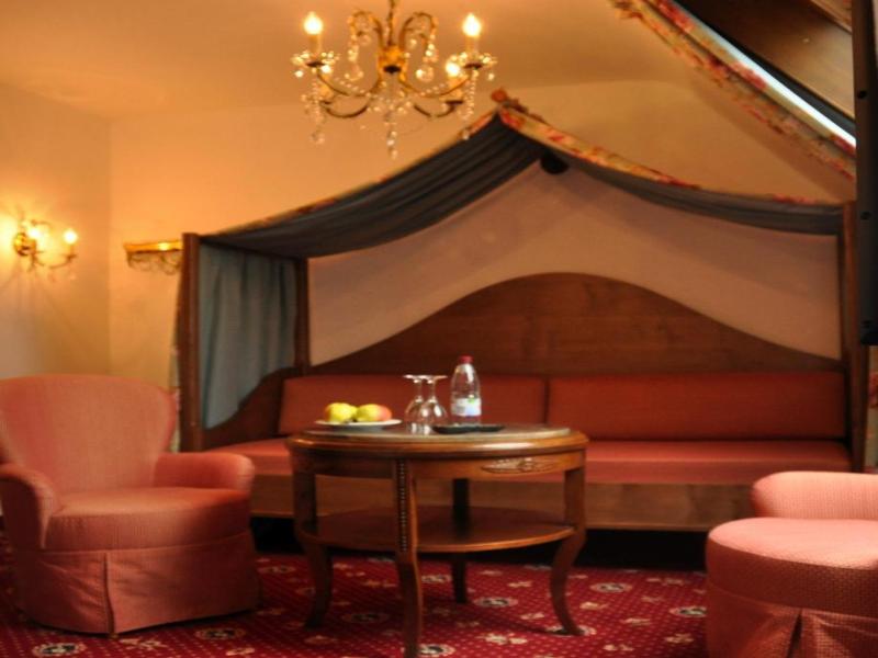 Hotel Restaurant Krehl S Linde image