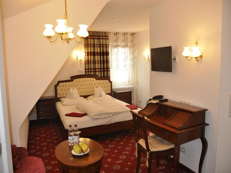 Hotel Restaurant Krehl S Linde image