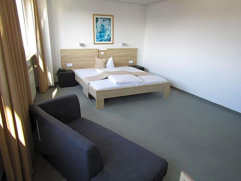 Businesshotel Appartements Stuttgart Vaihingen image