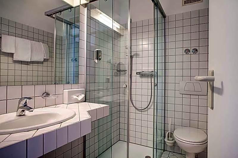 Alfa Hotel image