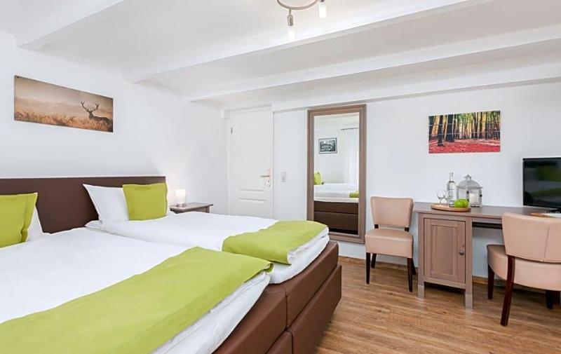 Hotel Landgasthof Hv Lzer image