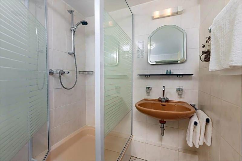 Hotel Landgasthof Hv Lzer image
