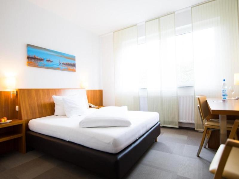 Hotel Darstein image