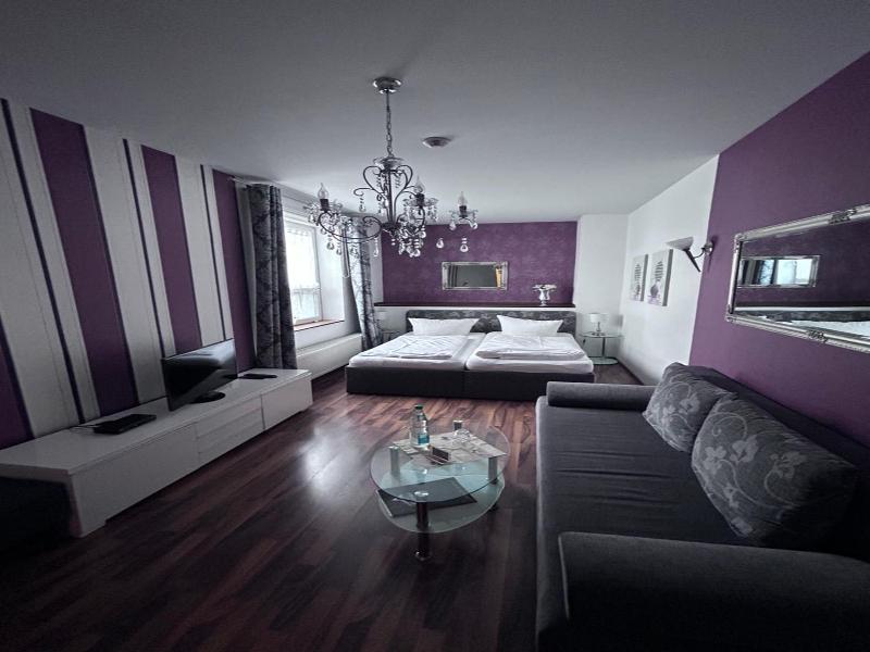 Hotel Am Schv Tzenberg image