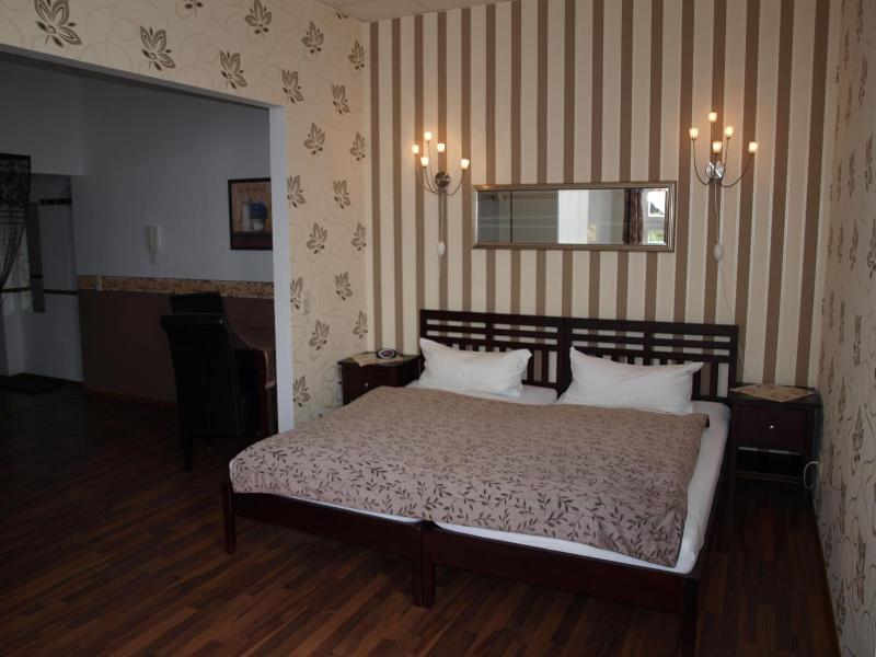 Hotel Am Schv Tzenberg image
