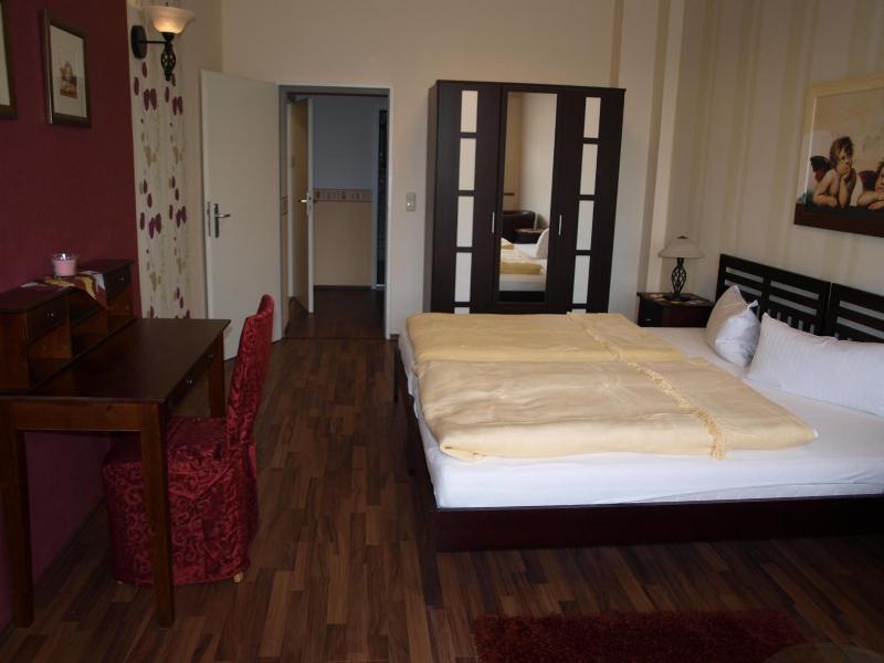 Hotel Am Schv Tzenberg image