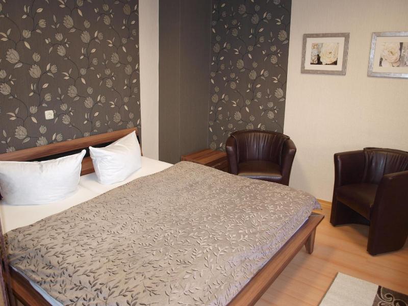 Hotel Am Schv Tzenberg image