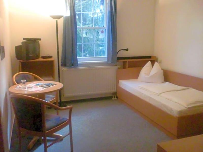 Hotel Restaurant Zum Firstenstein image