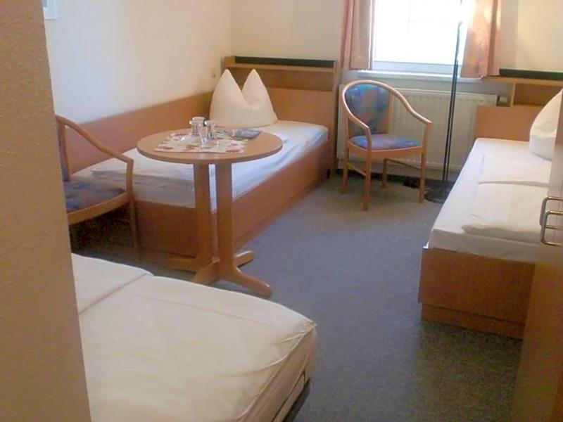 Hotel Restaurant Zum Firstenstein image