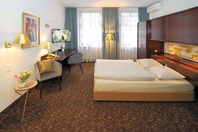 City Hotel Aschaffenburg image