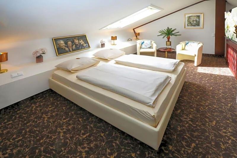 City Hotel Aschaffenburg image