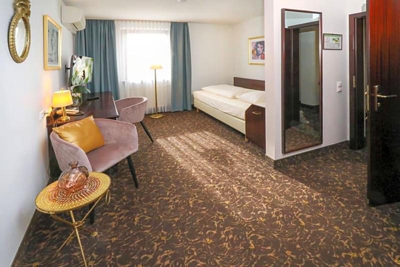 City Hotel Aschaffenburg image