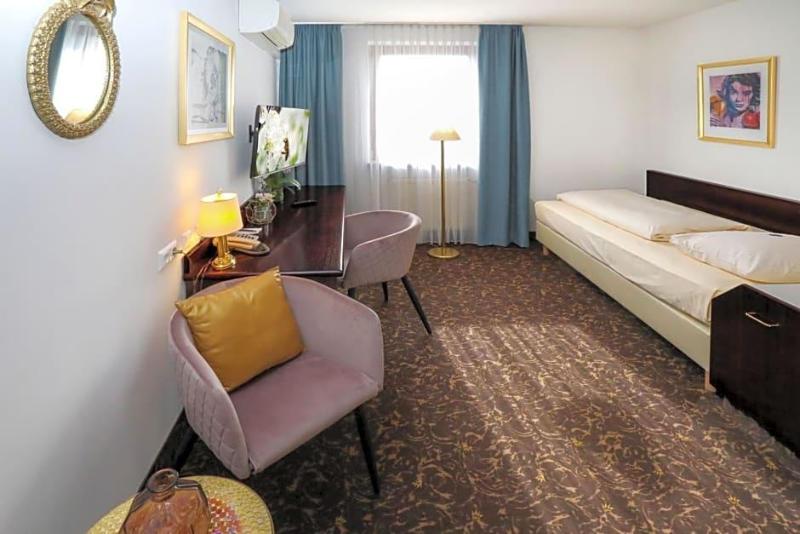 City Hotel Aschaffenburg image