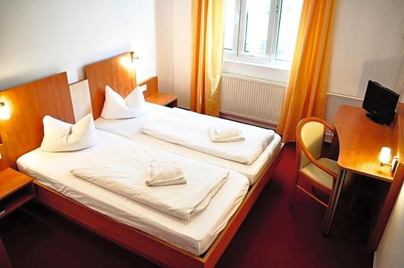 Apart Hotel Ferdinand Berlin image