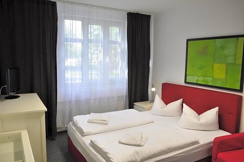 Apart Hotel Ferdinand Berlin image