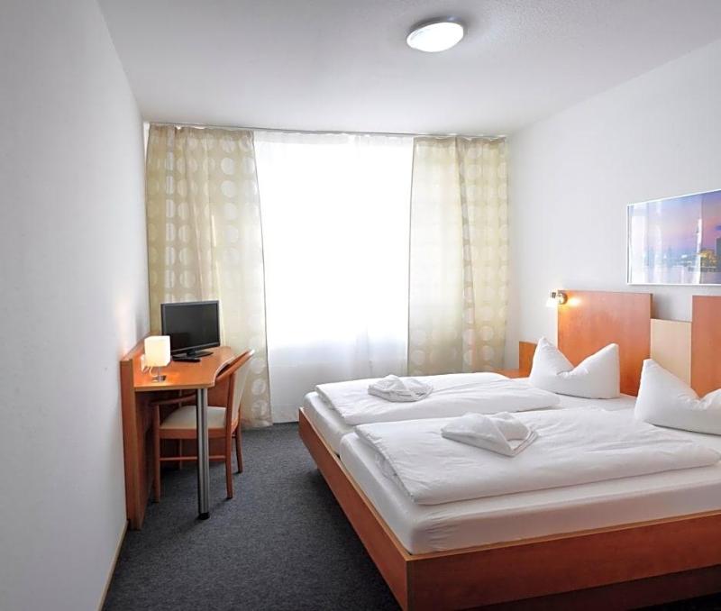 Apart Hotel Ferdinand Berlin image