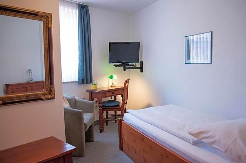 Hotel Brauhaus Weyhausen image