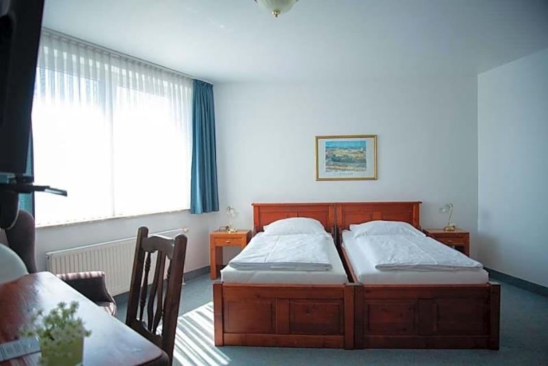 Hotel Brauhaus Weyhausen image