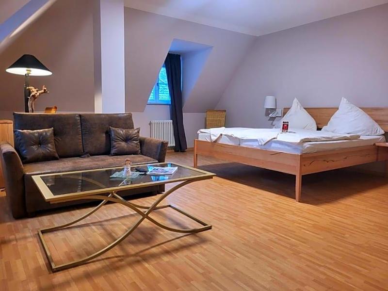 Hotel Cafv Ritter Von Bv Hl image