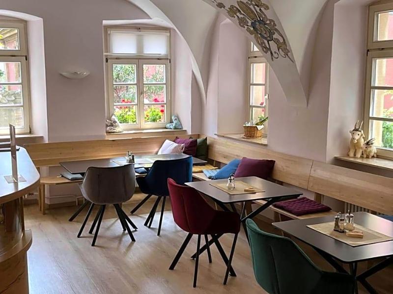 Hotel Cafv Ritter Von Bv Hl image
