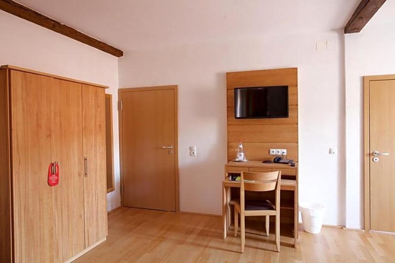 Hotel Cafv Ritter Von Bv Hl image