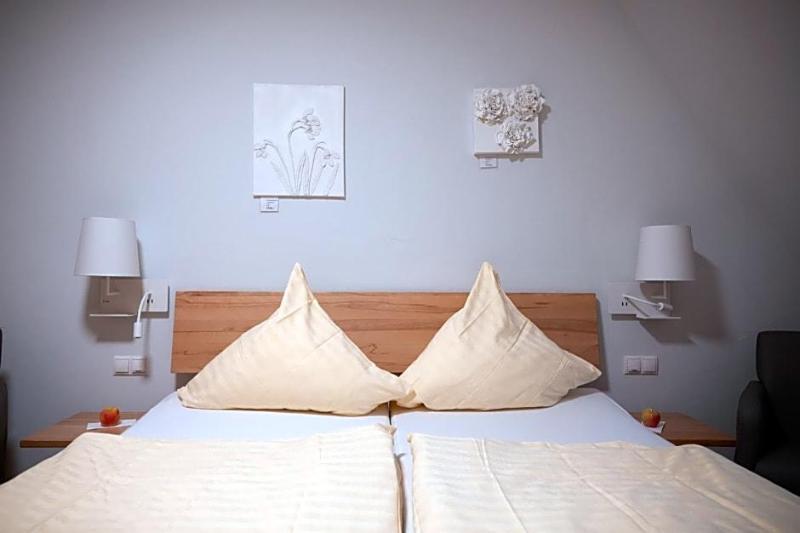 Hotel Cafv Ritter Von Bv Hl image