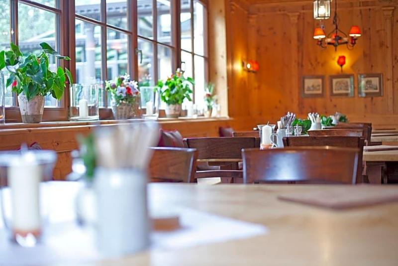 Die Post Landgasthof Aufkirchen image