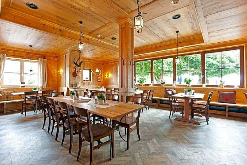 Die Post Landgasthof Aufkirchen image