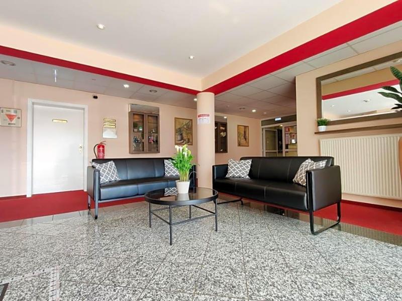 Hotel Waghv Useler Hof Gmbh image