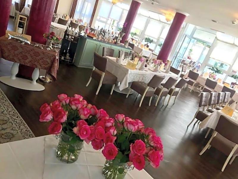 Hotel Waghv Useler Hof Gmbh image