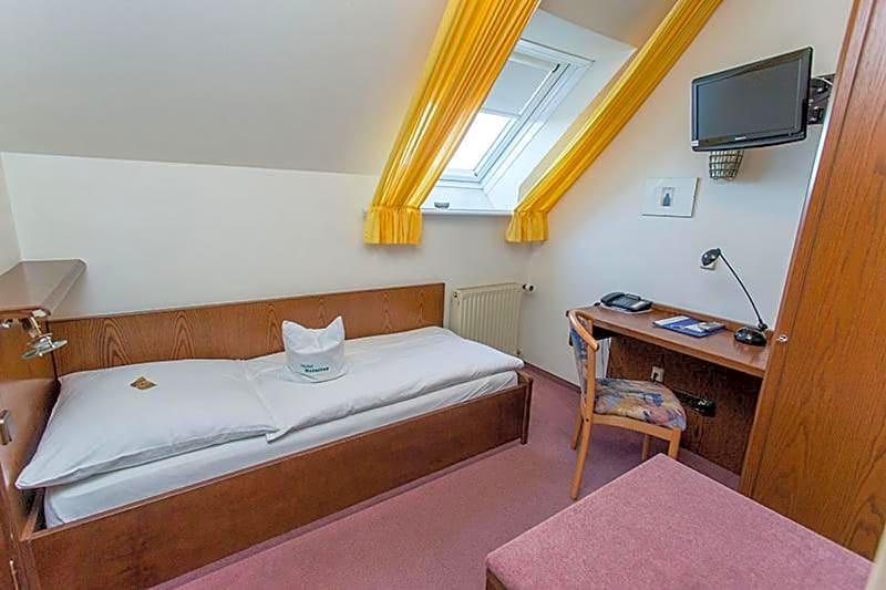 Hotel Restaurant Brintrup image