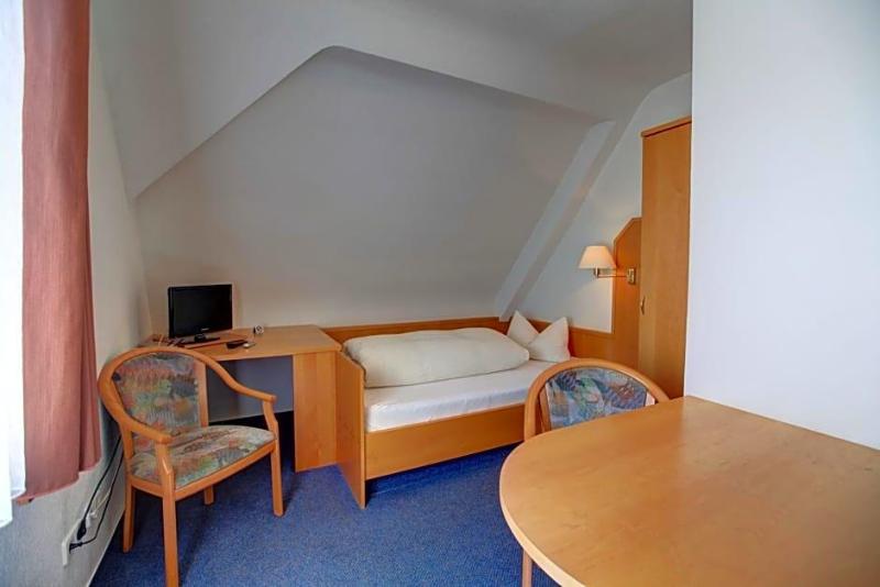 Gasthaus Zum Hirschen image