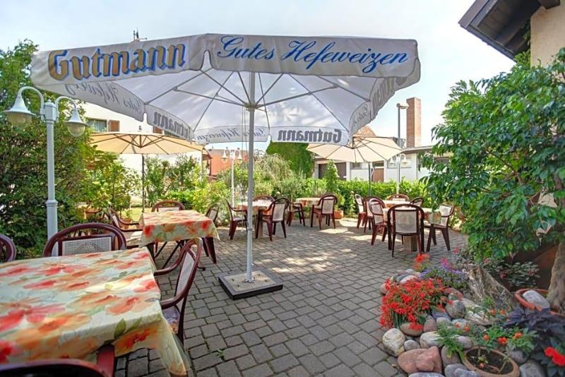 Gasthaus Zum Hirschen image