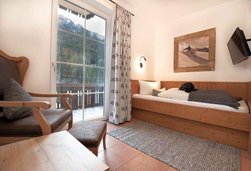 Hotel Gasthof Im Wiesengrund image
