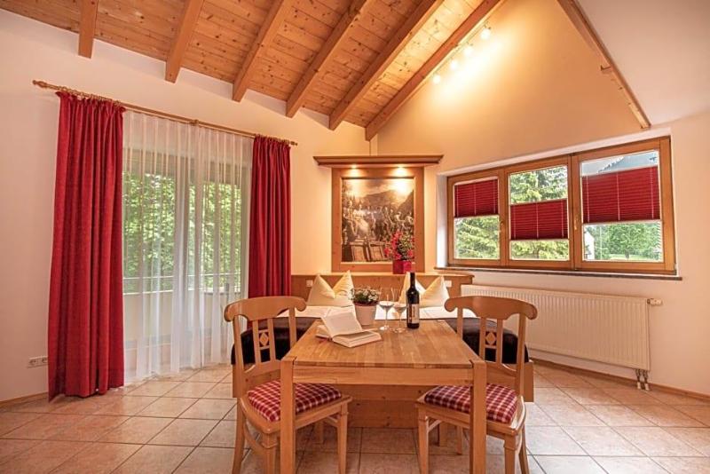 Hotel Gasthof Im Wiesengrund image