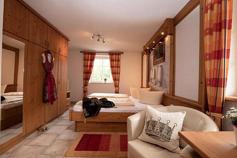Hotel Gasthof Im Wiesengrund image